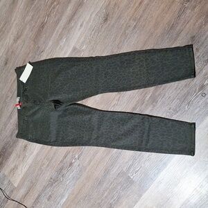 💥Cookie Johnson Jeans, olive / leopard print